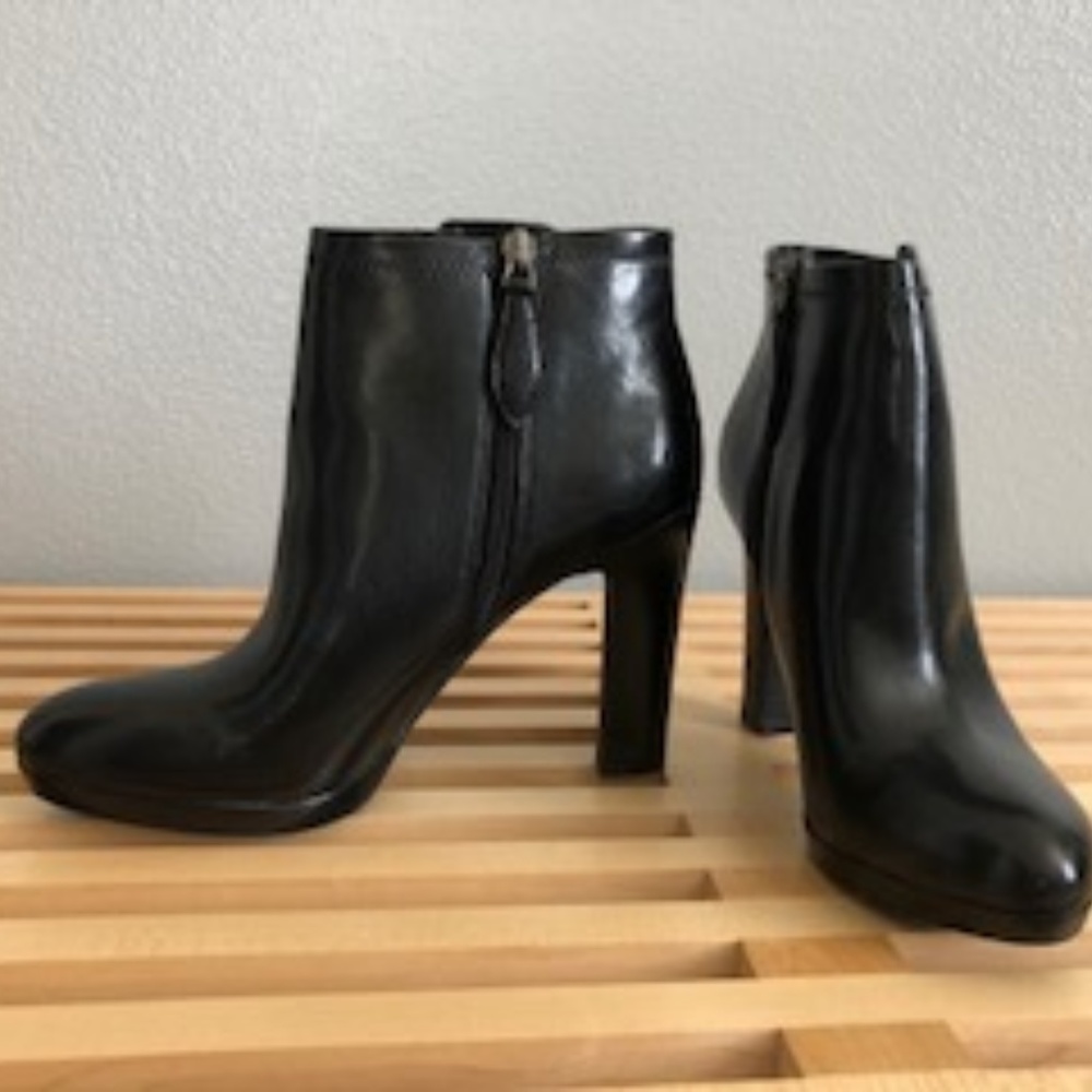 New Franco Sarto Formica Ankle Bootie - Black 7